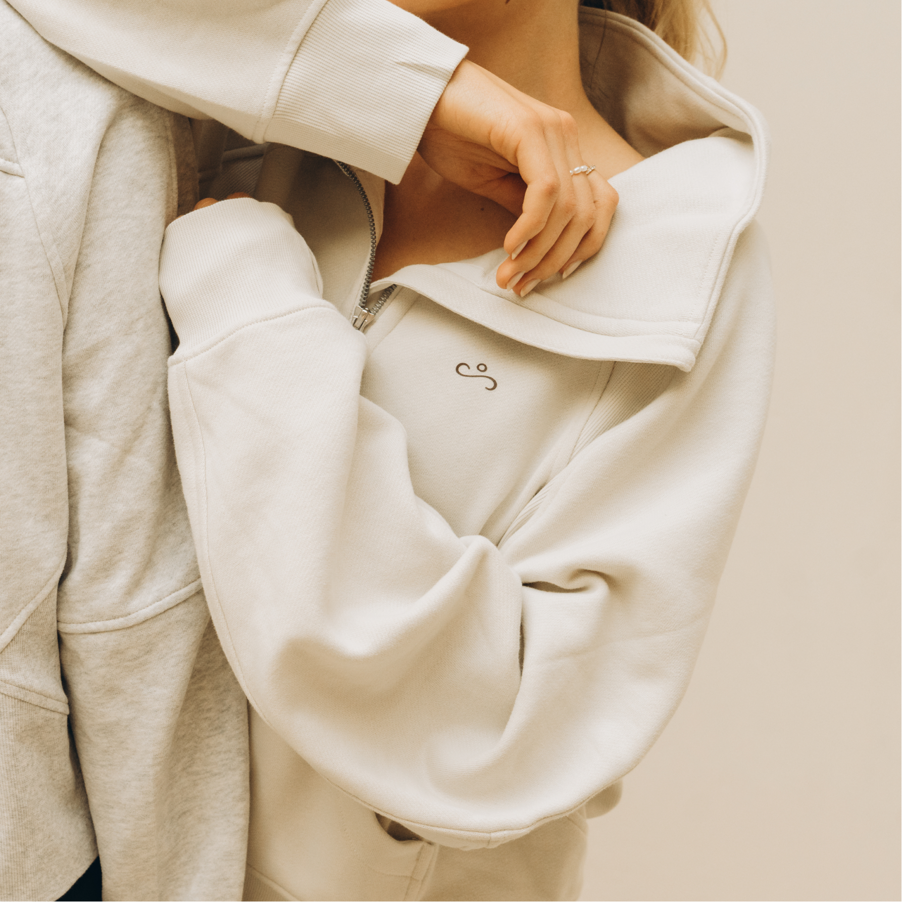 SO MALLORCA x lululemon Scuba Oversized Funnel Neck